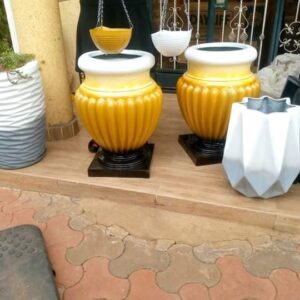 Goblet Fiberglass Pot – Sculptural Elegance for Contemporary Plant Styling
