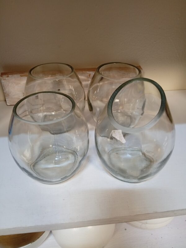 Elegant Clear Glass Vase – Perfect for Every Space