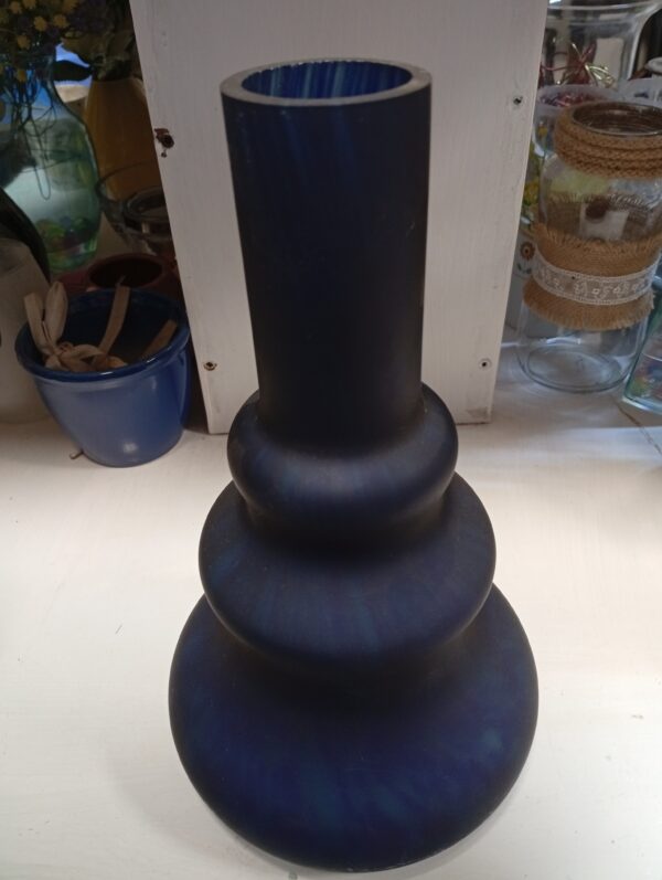 Add Elegant Flair with the Spiral Shaped Bloomingville Eja Glass Vase – Only KSh 2,800 - Image 2