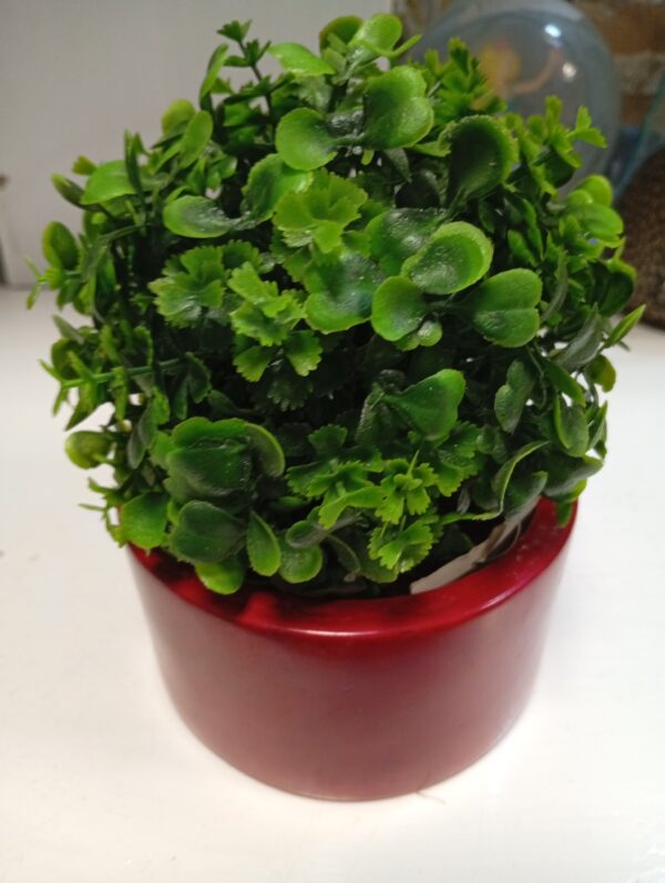 Red Cylindrical Soapstone Vase – KSh 500