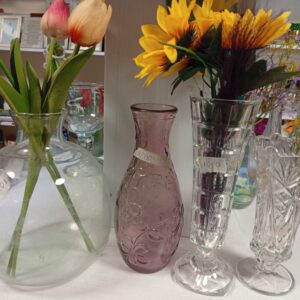 Elegant Glass Vase – Only Ksh 1000 | Perfect for Home Décor in Kenya