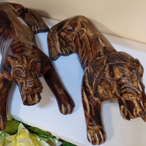 Handcrafted Lion and Lioness Figurine Set – Ksh 1000