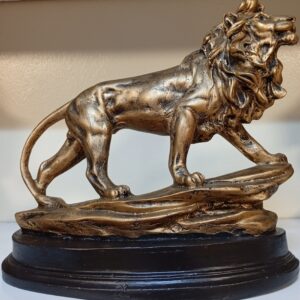 Affordable Bronze Lion Sculpture – Elegant Decor Piece | KSh 2,500