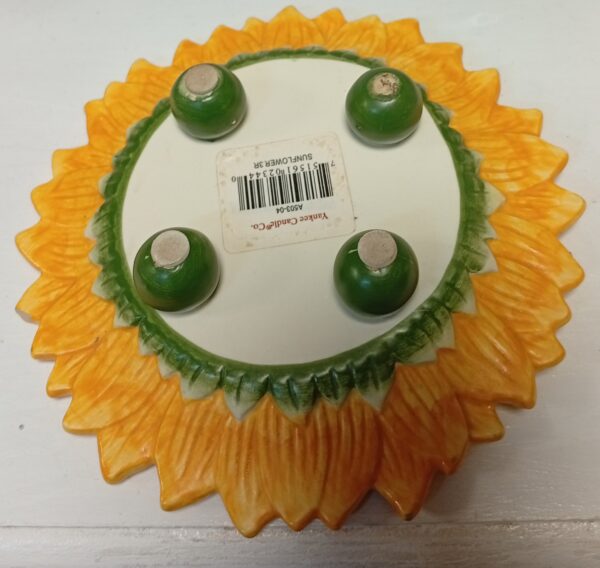 Brighten Your Space with a Yellow Sunflower & Ladybug Tea Light Candle Holder – Only Ksh 300! - Image 3