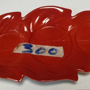 Vintage Carlton Ware Leaf-Shaped Tray – KSh 300 Add timeless elegance to your collection