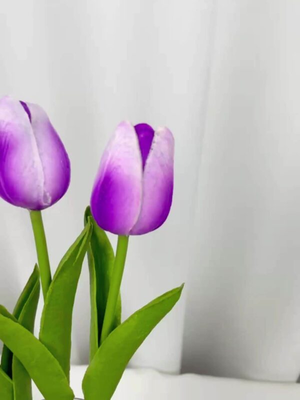 Single Soft Tulips – Realistic, Elegant Artificial Flower Stems