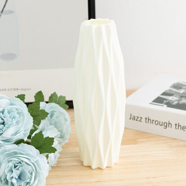 Plastic Flower Vases – Lightweight & Stylish (KSh 400 Each) - Image 3