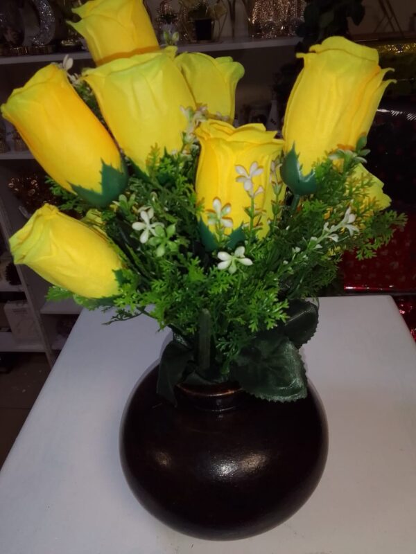 Round Tabletop Wooden Vases Ksh 600 - Image 3