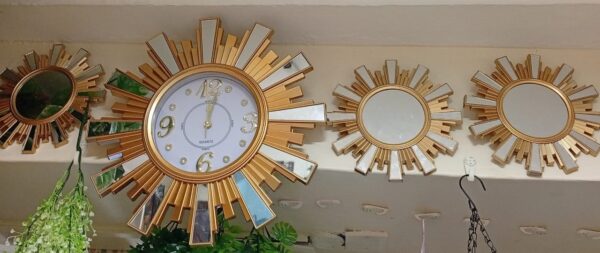 Sunburst Golden Wall Clock with 4 Mirrors – Elegant Wall Décor Set
