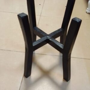 Wooden Plant Stands & Stools – The Perfect Base for Your Planters