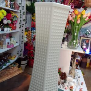 Sleek & Stylish Long Plastic Vases – Lightweight, Durable & Versatile